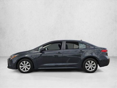 Used 2025 Toyota Corolla LE FWD image 9