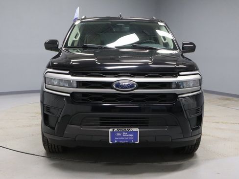 Certified 2024 Ford Expedition Max XLT image 6