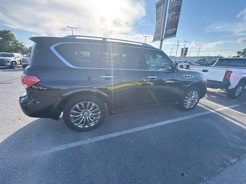 Used 2017 INFINITI QX80 2WD w/ Deluxe Technology Package image 18