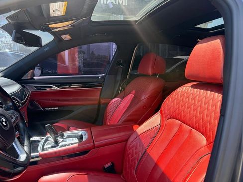 Used 2017 BMW 750i 750i Sedan image 26