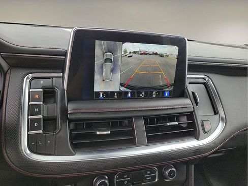 Used 2023 Chevrolet Suburban RST w/ Luxury Package AWD/4WD image 17