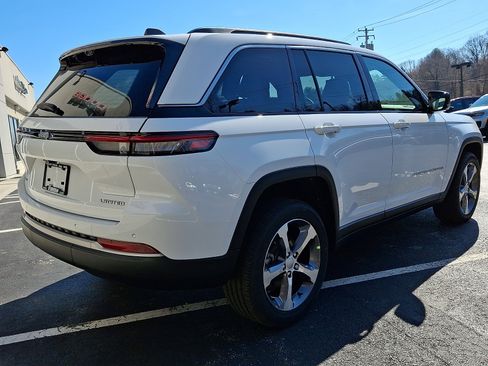 New 2026 Jeep Grand Cherokee Limited image 3
