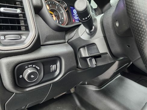 Used 2022 RAM 2500 Tradesman image 34