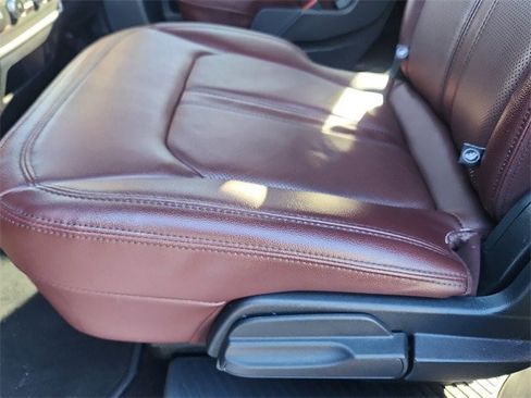 Certified 2022 Ford Expedition Limited image 25