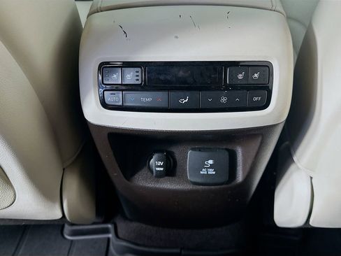 Used 2020 Hyundai Palisade Limited image 22