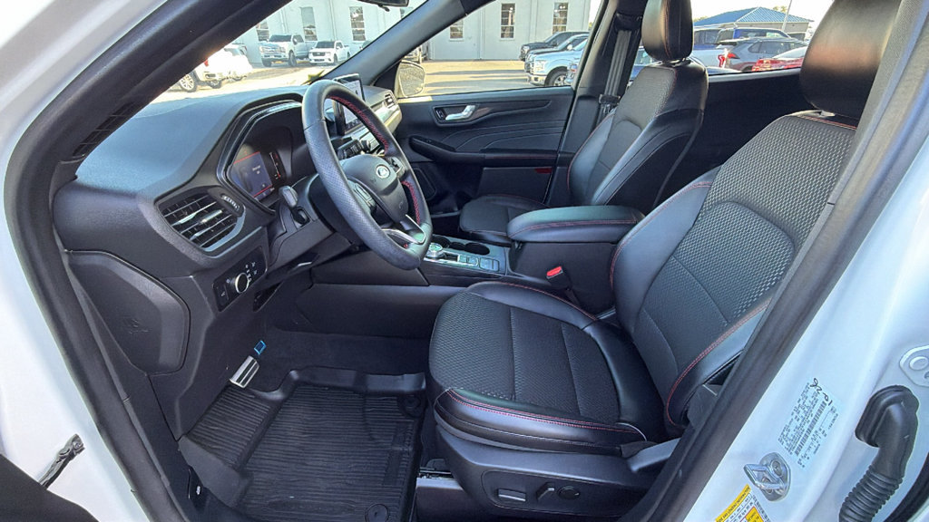 Certified 2024 Ford Escape ST-Line FWD image 23