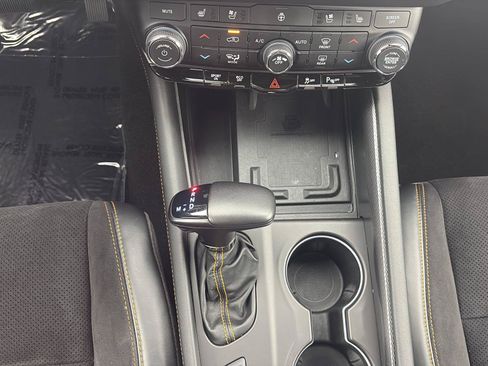 Used 2023 Dodge Durango R/T AWD/4WD image 31