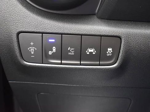 Used 2019 Hyundai Kona Ultimate image 22