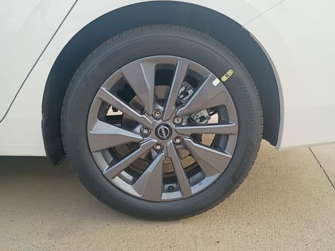 New 2026 Nissan Sentra SL w/ Floor Mat Package image 34