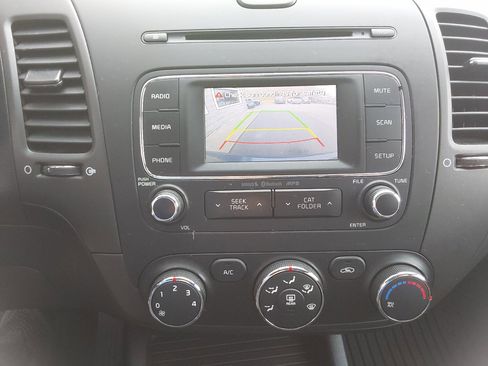 Used 2016 Kia Forte LX w/ LX Popular Package image 15