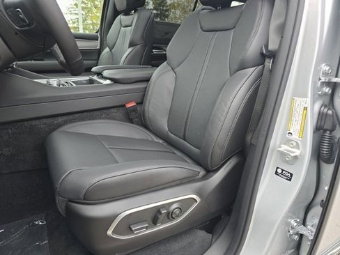 New 2025 Jeep Wagoneer Series III w/ Quick Order Package 25C Super image 5