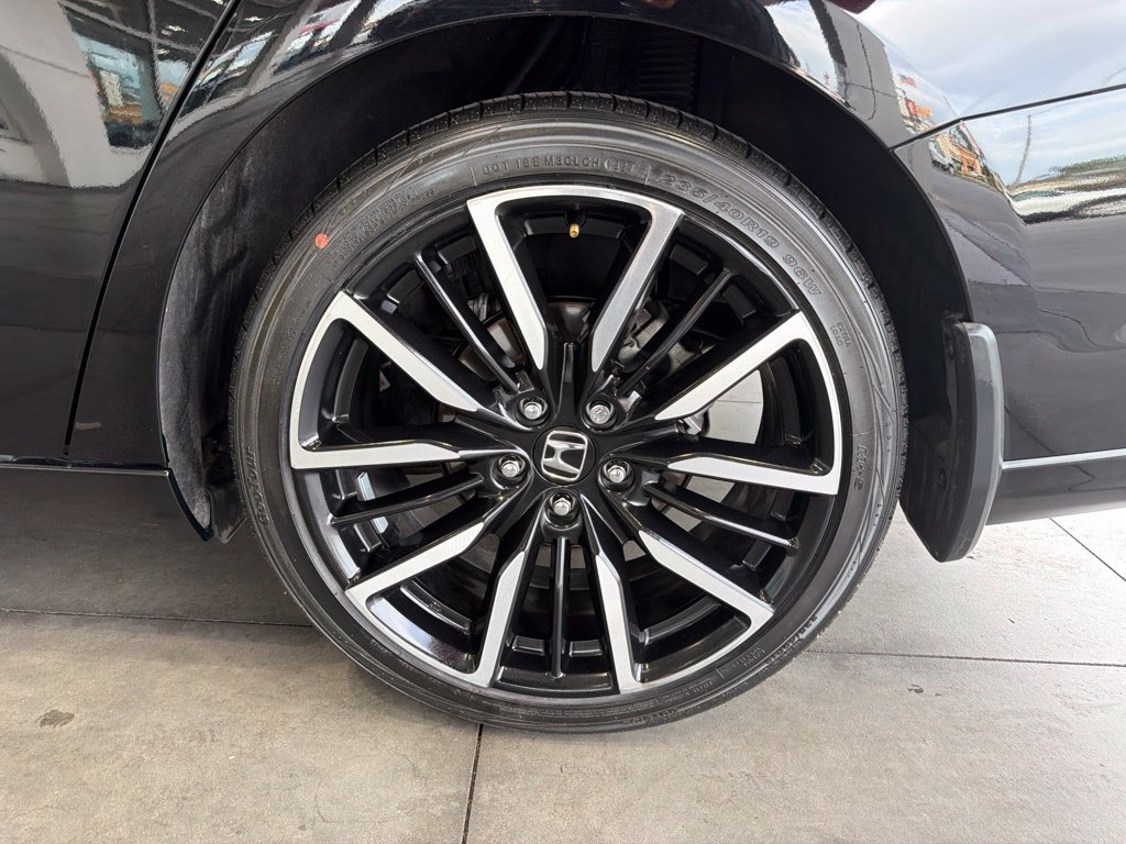 Used 2024 Honda Accord Touring image 16