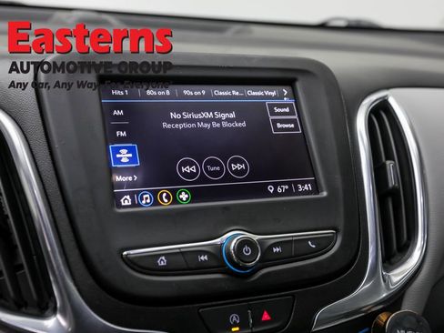 Used 2022 Chevrolet Equinox LT w/ LPO, Floor Liner Package image 19