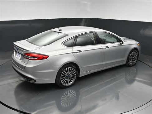 Used 2018 Ford Fusion Titanium AWD/4WD image 23