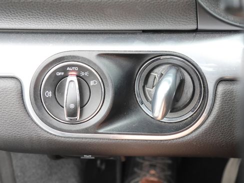 Used 2021 Porsche 718 Boxster image 15