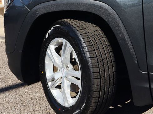 Used 2018 GMC Terrain SLE w/ Driver Convenience Package image 5