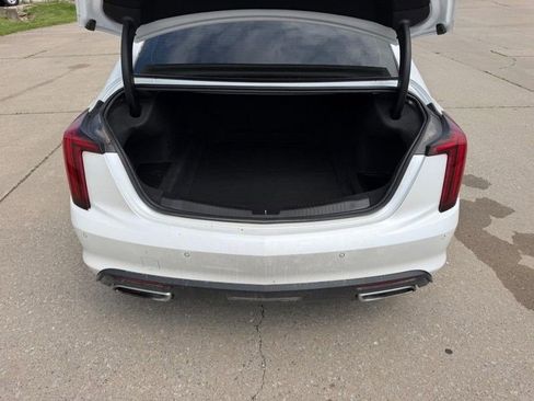 Used 2022 Cadillac CT5 Premium Luxury RWD image 5