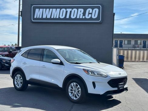 Used 2021 Ford Escape SE AWD/4WD image 1
