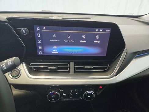 New 2026 Chevrolet Trax LT FWD image 17