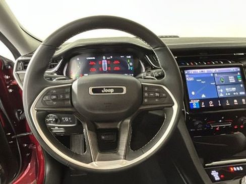 Used 2023 Jeep Grand Cherokee 4WD 4xe image 15