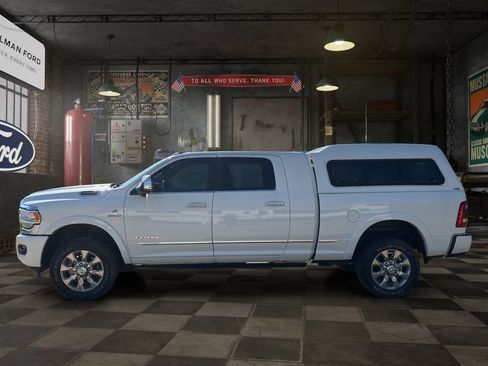 Used 2022 RAM 2500 Limited AWD/4WD image 3