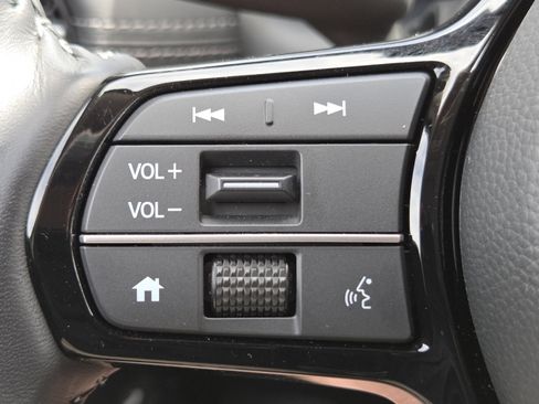 Certified 2025 Honda HR-V EX-L image 12