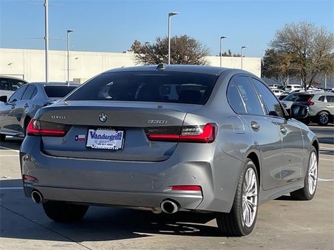 Used 2023 BMW 330i Sedan w/ Premium Package image 4