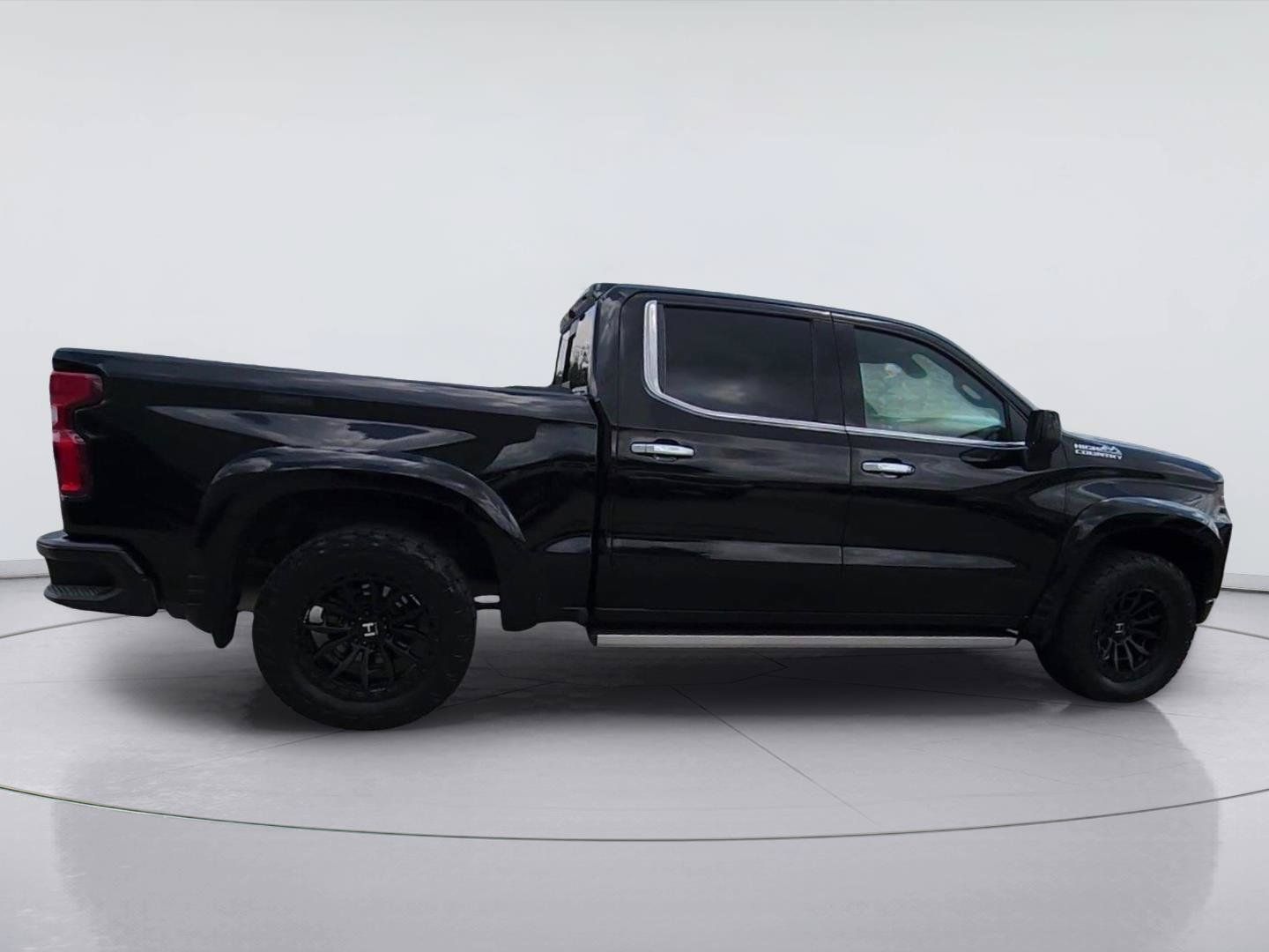 Used 2022 Chevrolet Silverado 1500 High Country AWD/4WD image 9