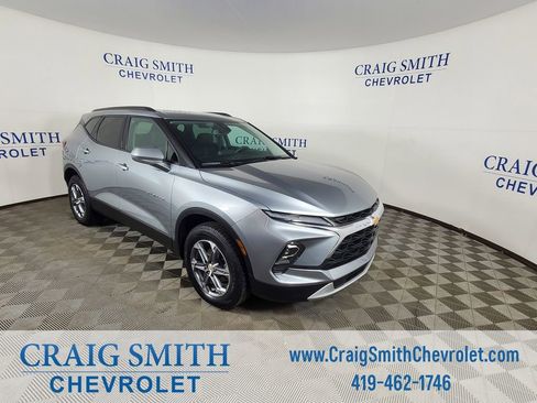 Used 2024 Chevrolet Blazer LT w/ Convenience Package image 9