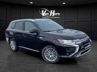 Used 2019 Mitsubishi Outlander SEL video 1
