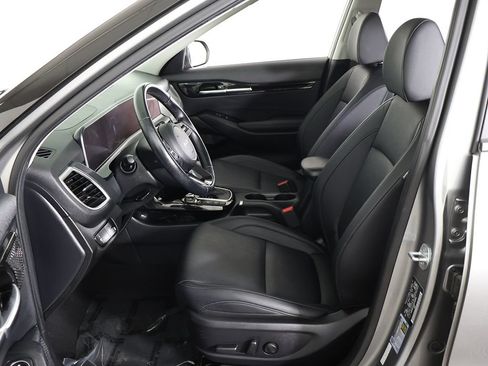 Used 2024 Kia Seltos EX AWD/4WD image 30