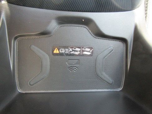 Used 2022 Chevrolet Colorado Z71 AWD/4WD image 20