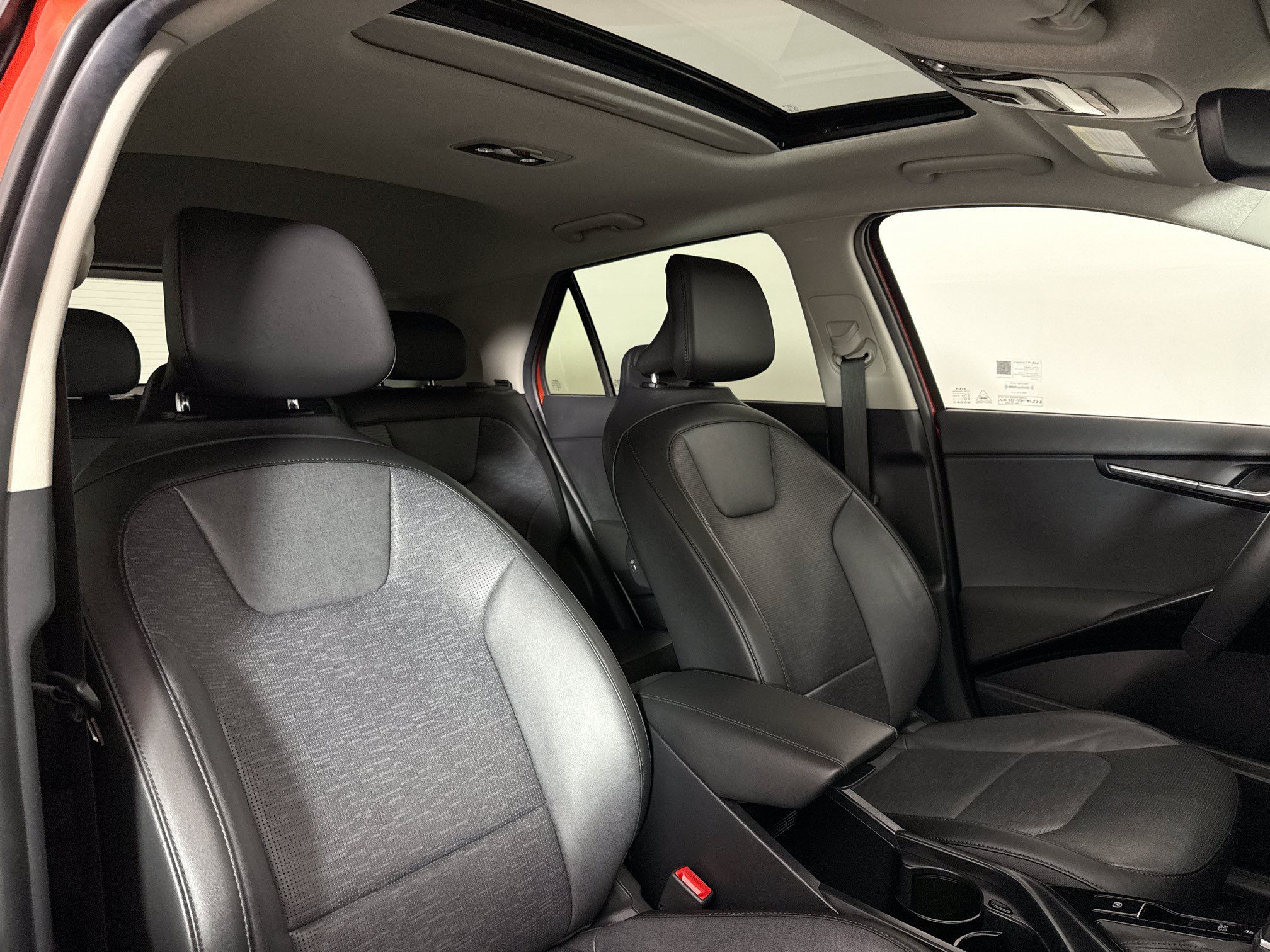 Used 2023 Kia Niro FWD image 36