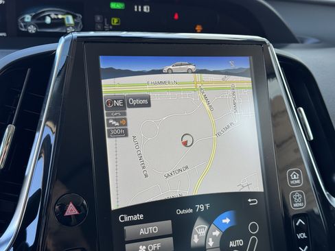 Used 2021 Toyota Prius Prime XLE image 23