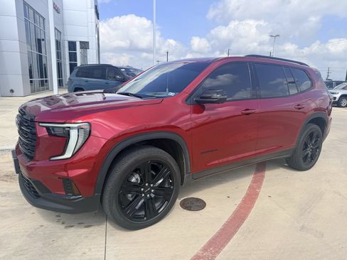 Used 2025 GMC Acadia Elevation w/ Black Edition FWD image 6
