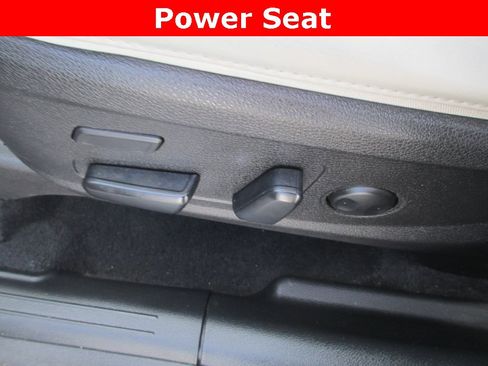 Used 2021 Kia Telluride SX w/ SX Prestige Package image 24