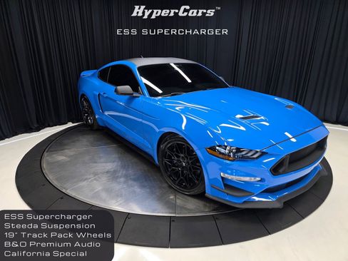 Used 2022 Ford Mustang GT Premium w/ Equipment Group 401A RWD image 1