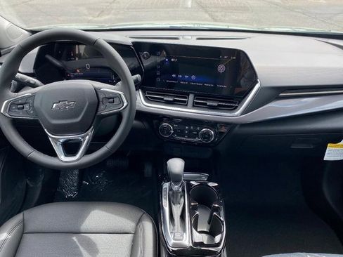 New 2025 Chevrolet Trax ACTIV w/ Driver Confidence Package image 13