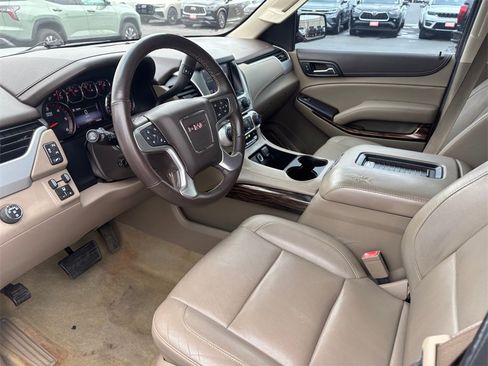 Used 2016 GMC Yukon SLT w/ Open Road Package image 2