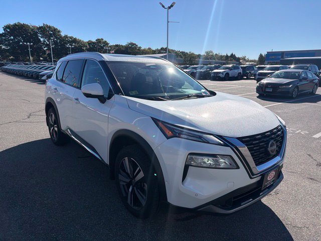Used 2023 Nissan Rogue SL w/ SL Premium Package AWD/4WD image 3