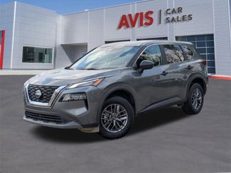 Used 2023 Nissan Rogue S image 1