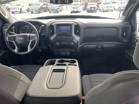 Used 2021 Chevrolet Silverado 2500 Custom w/ Custom Value Package image 47