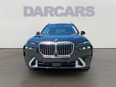 Used 2025 BMW X7 xDrive40i AWD/4WD image 2