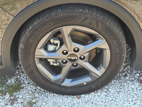 Used 2025 Kia K4 LXS FWD image 32