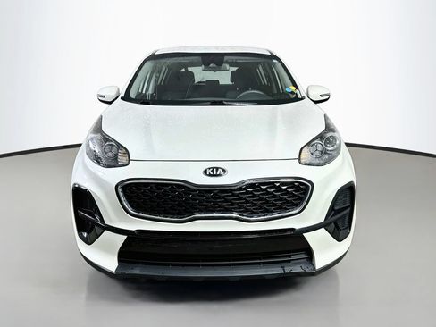 Used 2022 Kia Sportage LX w/ LX FWD Value Edition Package image 2