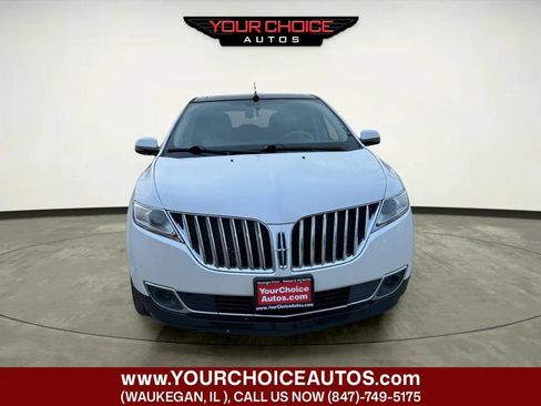 Used 2015 Lincoln MKX AWD w/ Equipment Group 102A image 8