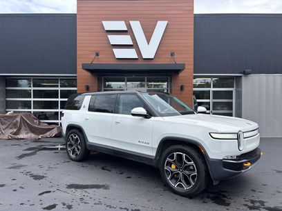 Used 2023 Rivian R1S Adventure