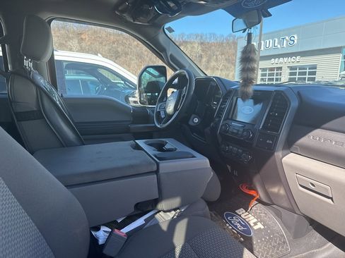 Used 2019 Ford F250 XLT w/ XLT Value Package image 6