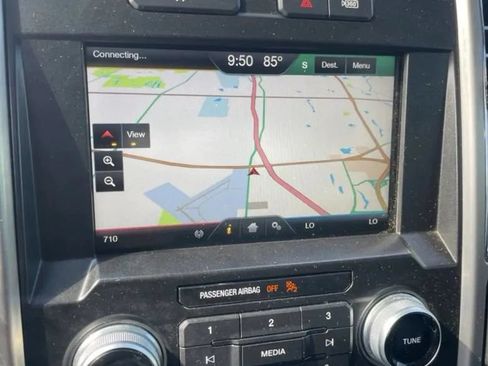 Used 2015 Ford F150 Platinum w/ Equipment Group 701A Luxury AWD/4WD image 13