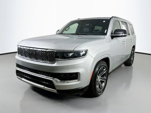 Used 2023 Jeep Grand Wagoneer 4WD w/ Convenience Group III image 3